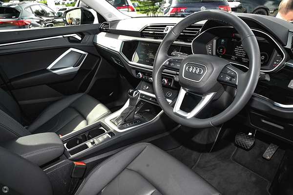 2025 Audi A3 35 TFSI S line GY