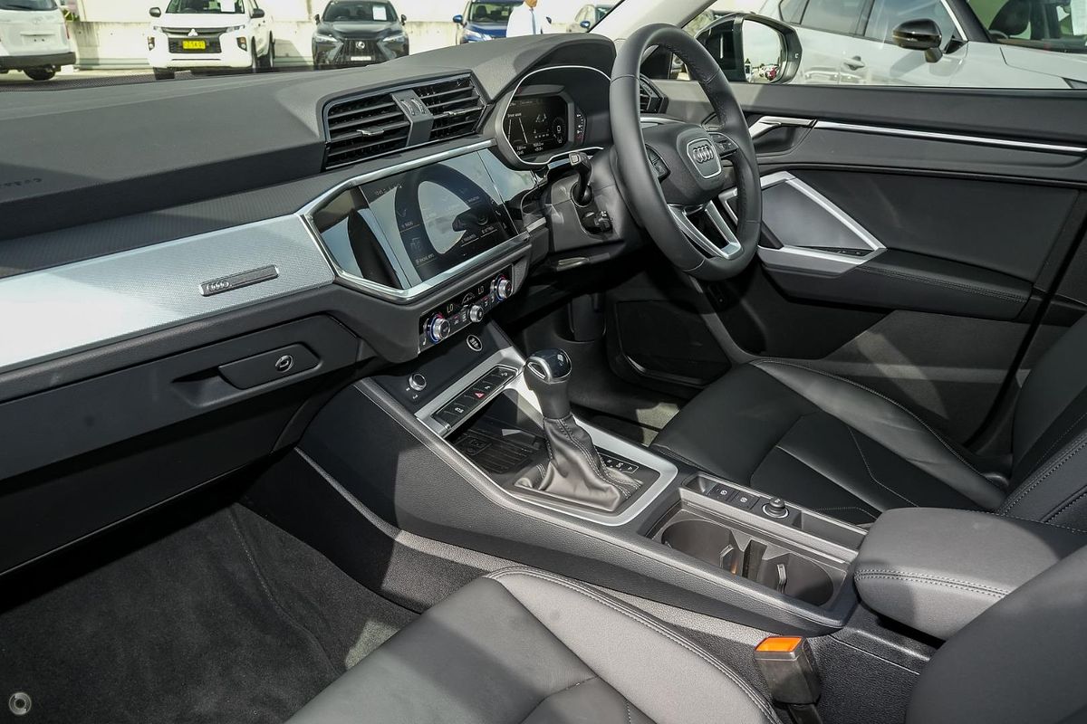 2025 Audi A3 35 TFSI S line GY