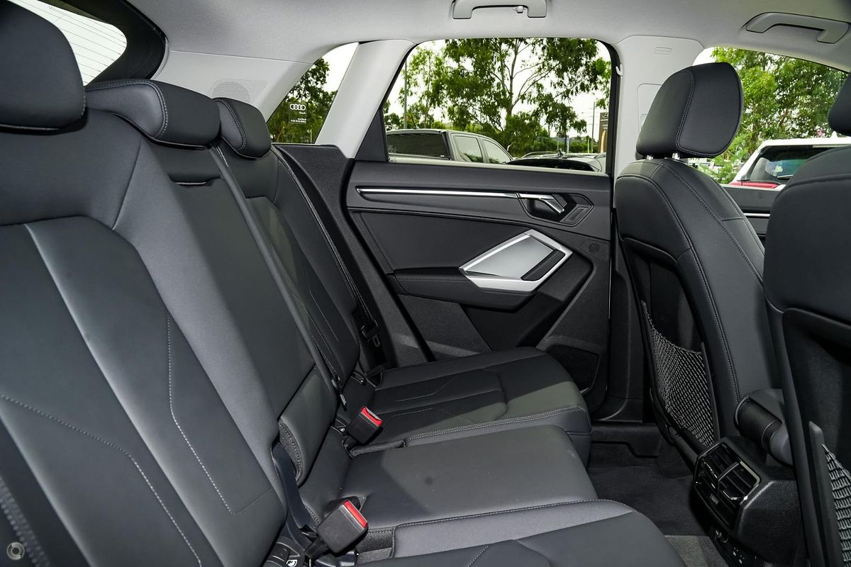 2025 Audi A3 35 TFSI S line GY