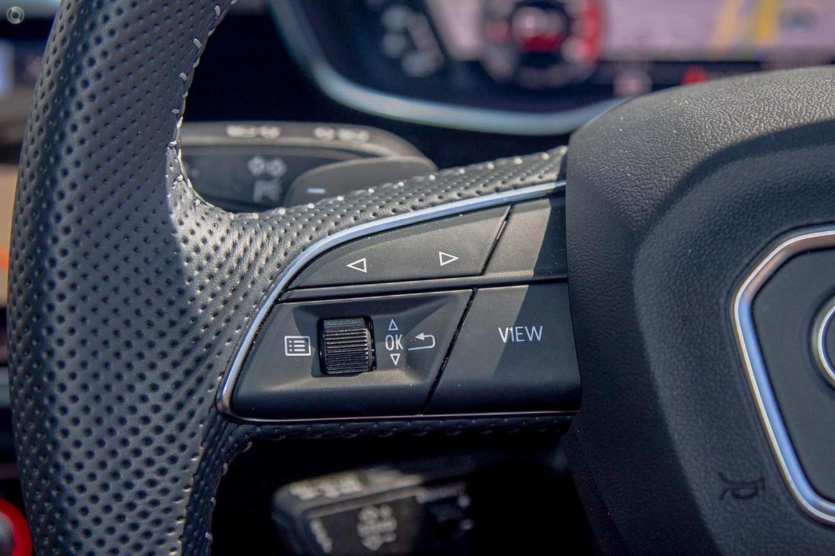 2025 Audi Q3 40 TFSI S line F3
