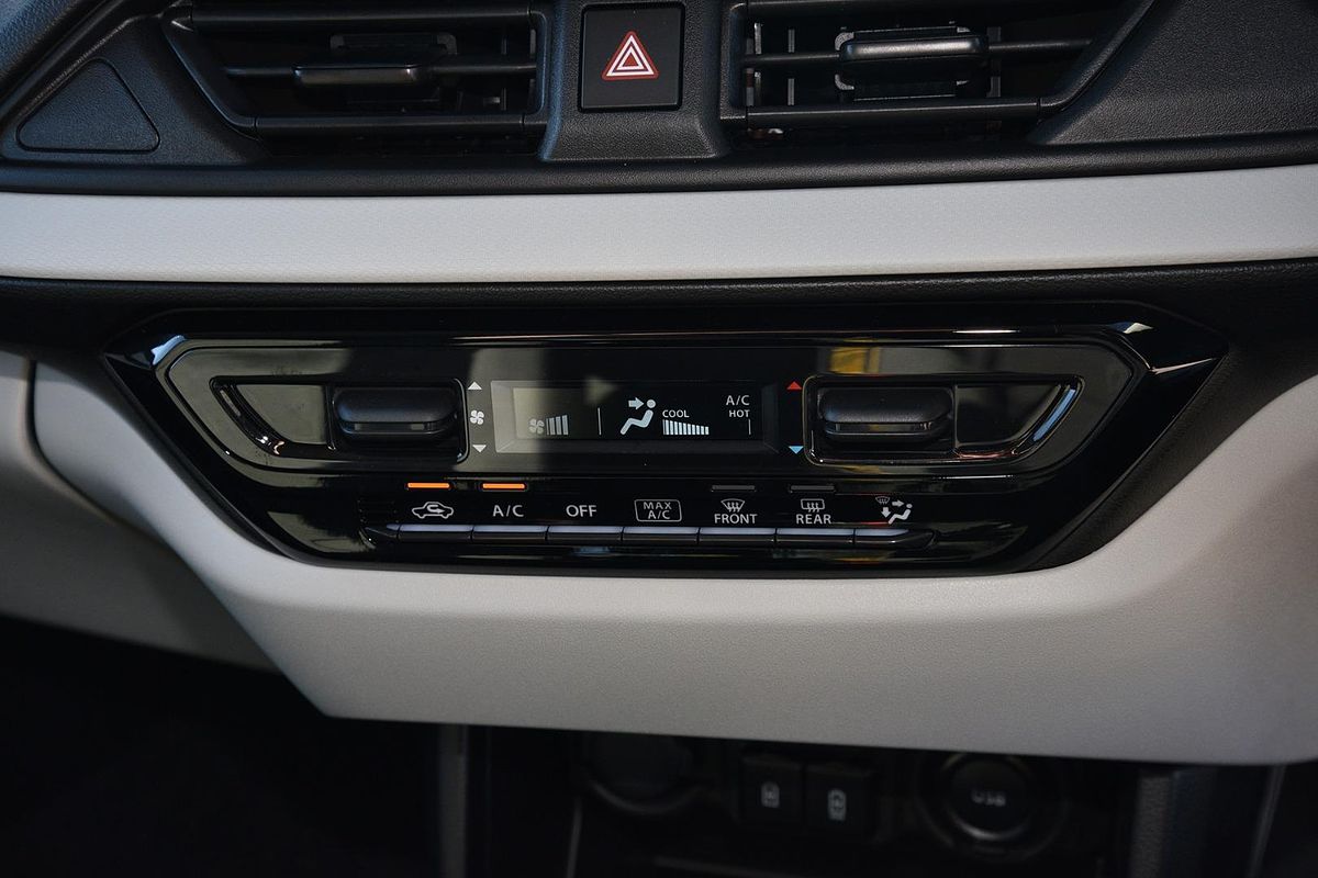 2024 Suzuki Swift Hybrid Plus UZ