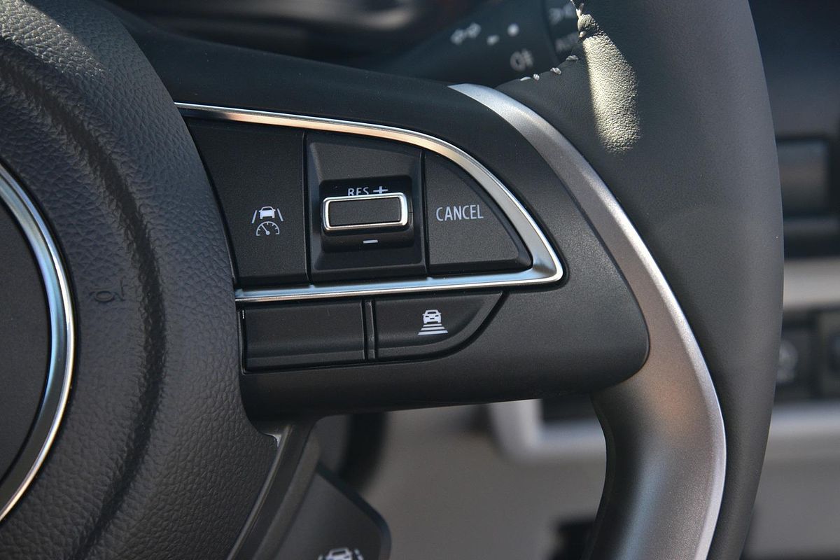 2024 Suzuki Swift Hybrid Plus UZ