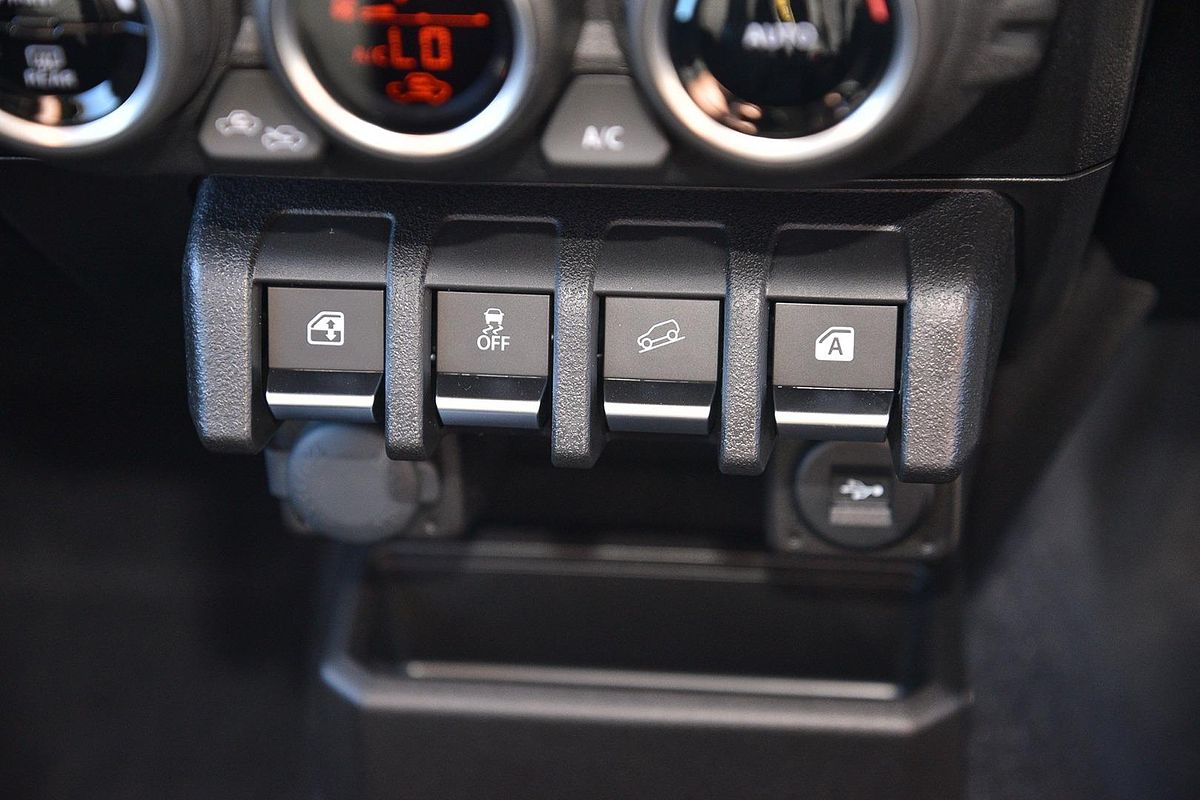 2024 Suzuki Jimny GLX GJ