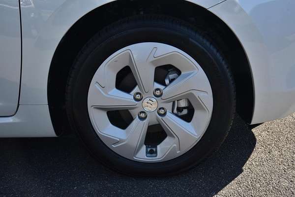 2024 Suzuki Swift Hybrid Plus UZ