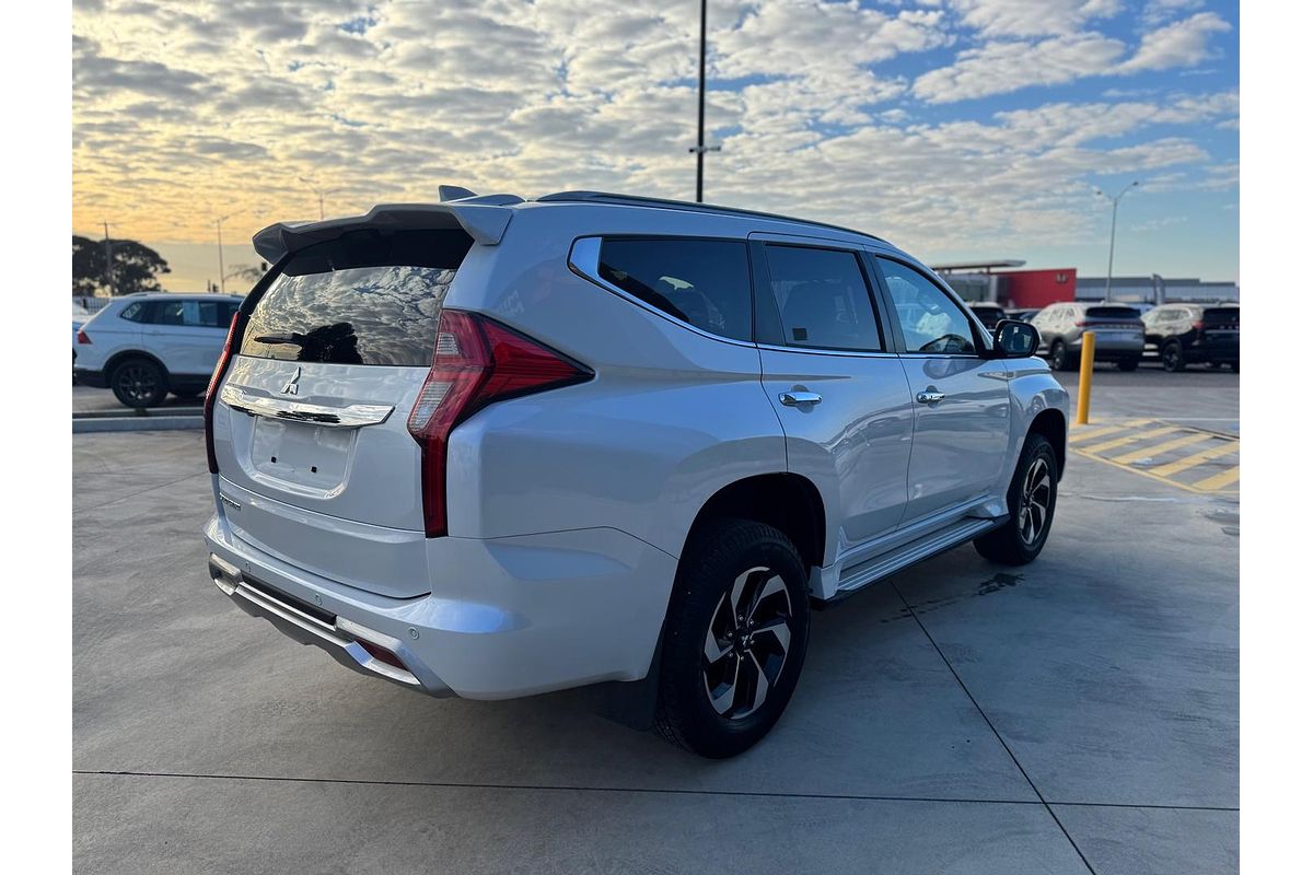 2024 Mitsubishi Pajero Sport GLS QG