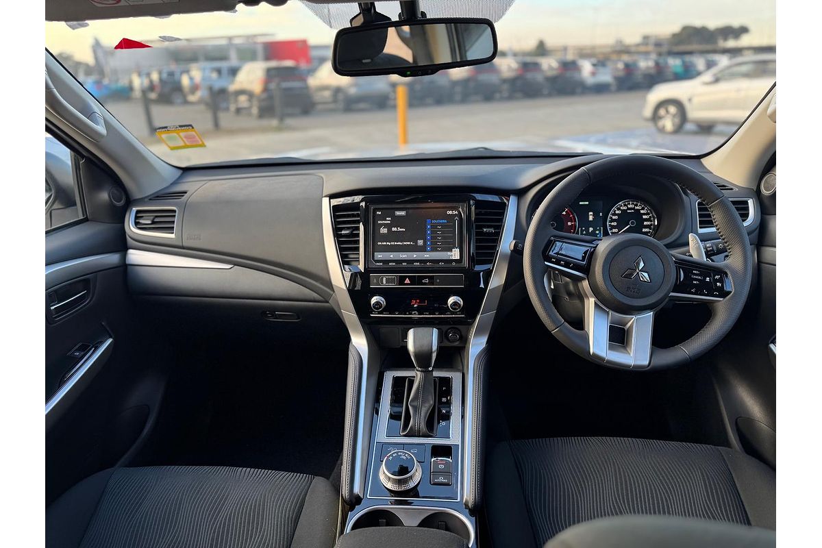 2024 Mitsubishi Pajero Sport GLS QG