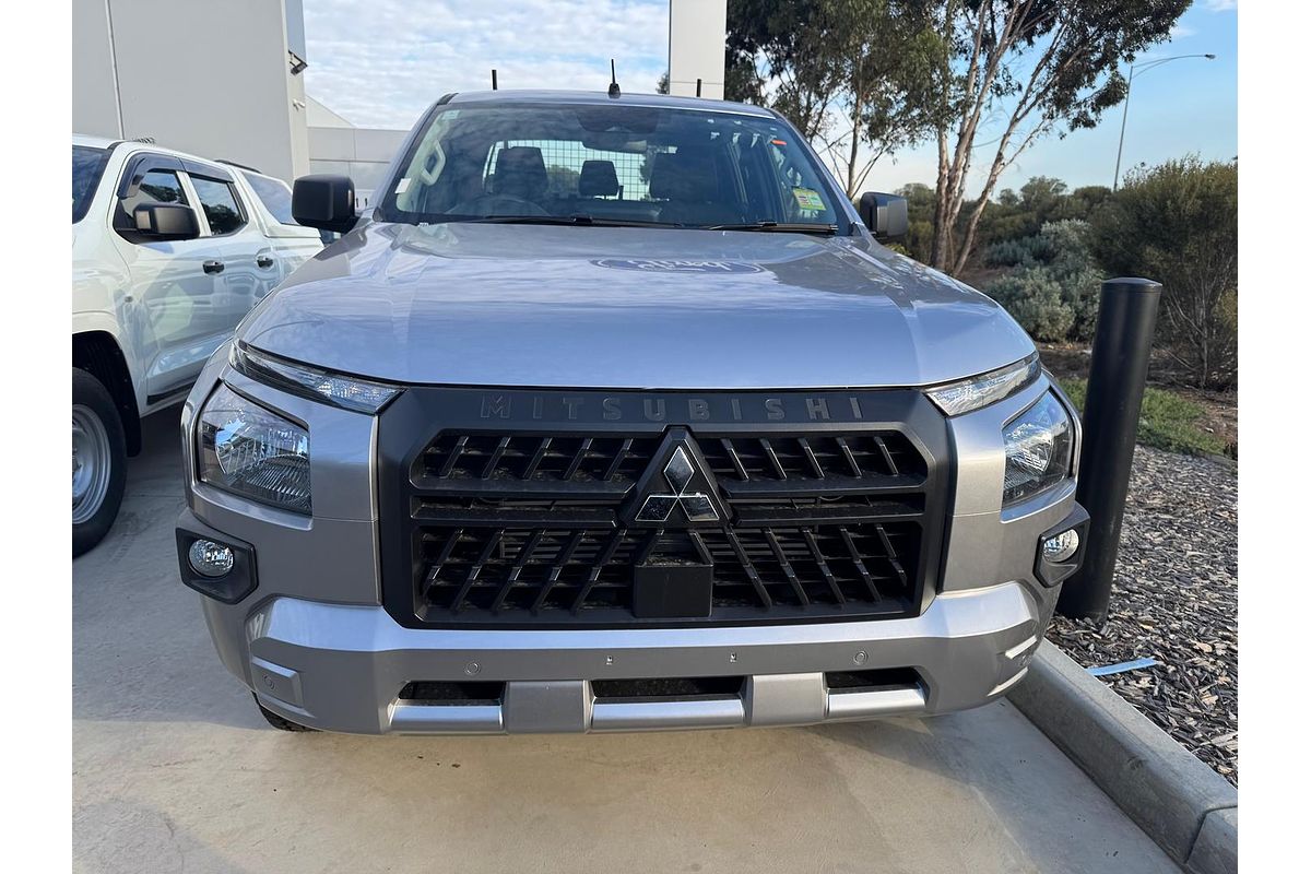 2025 Mitsubishi Triton GLX MV 4X4