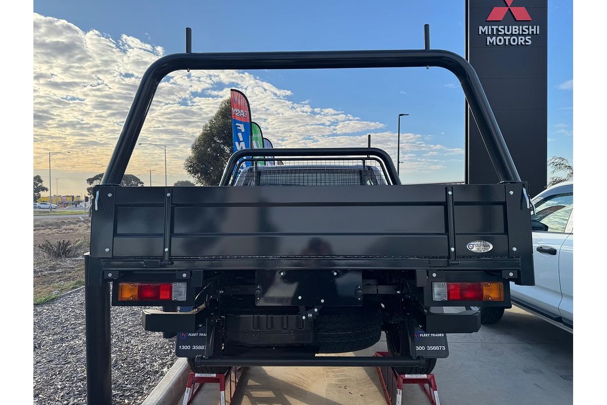 2025 Mitsubishi Triton GLX MV 4X4