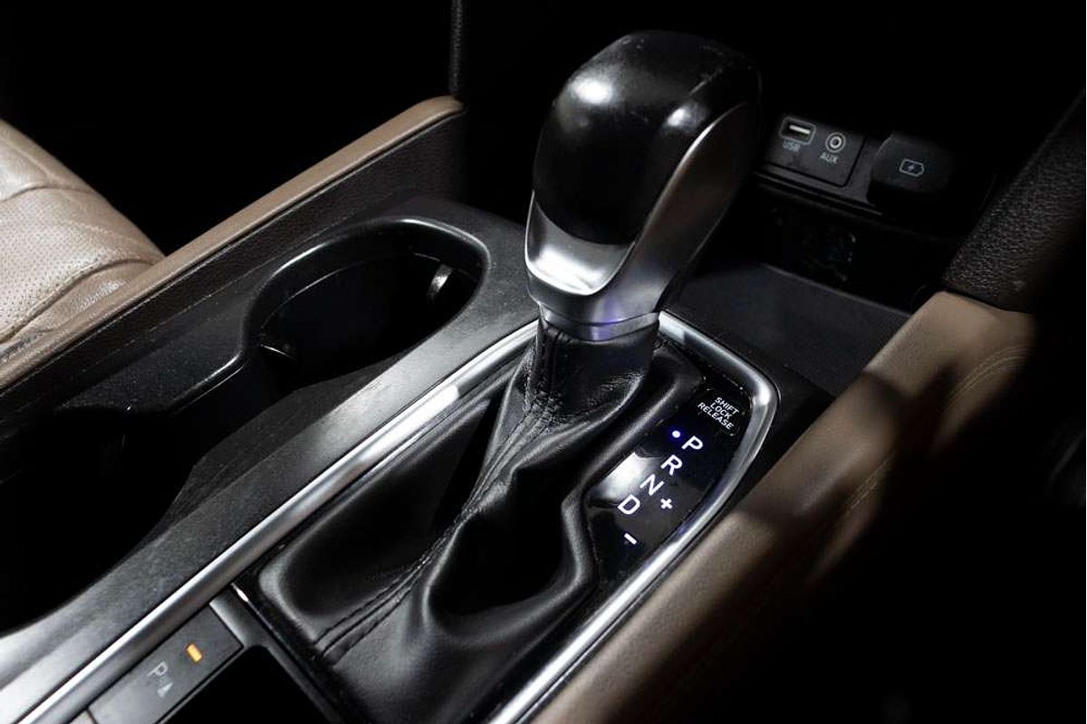 2019 Hyundai Santa Fe Elite TM.2