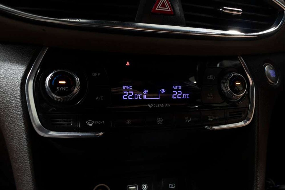 2019 Hyundai Santa Fe Elite TM.2