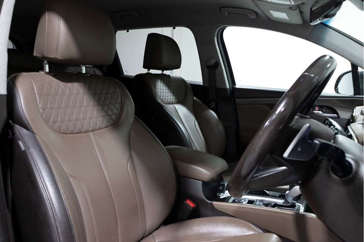 2019 Hyundai Santa Fe Elite TM.2