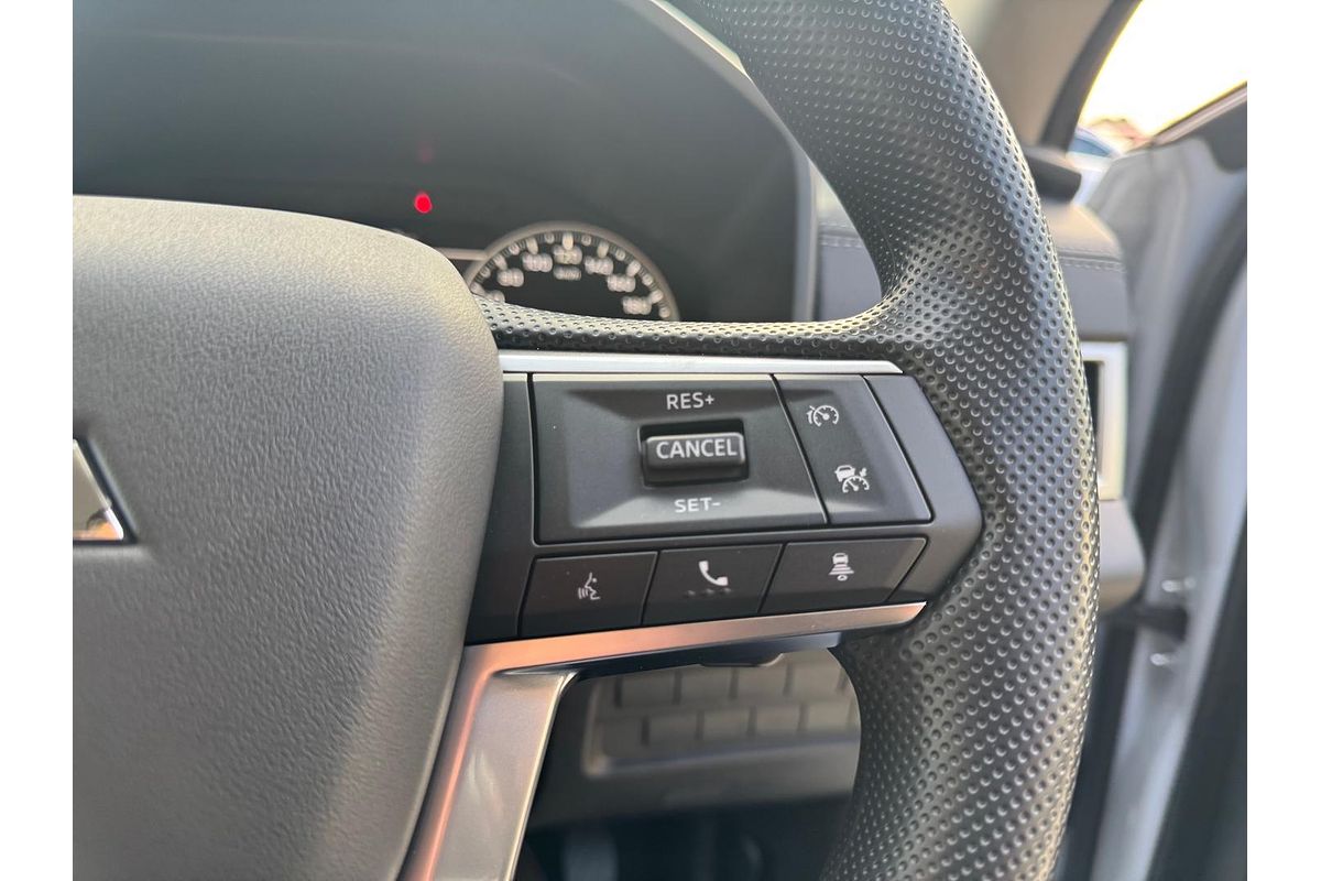 2025 Mitsubishi Outlander ES ZM