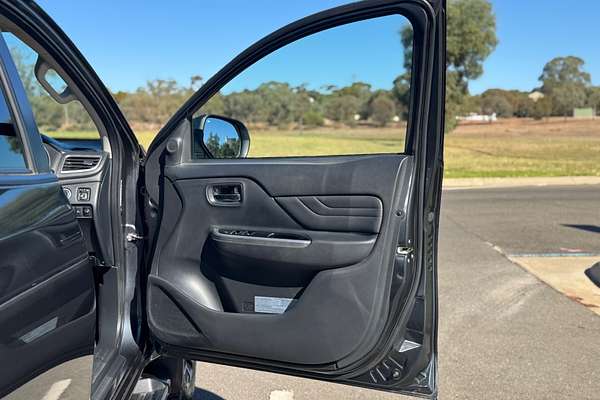 2023 Mitsubishi Triton Xtreme MR 4X4