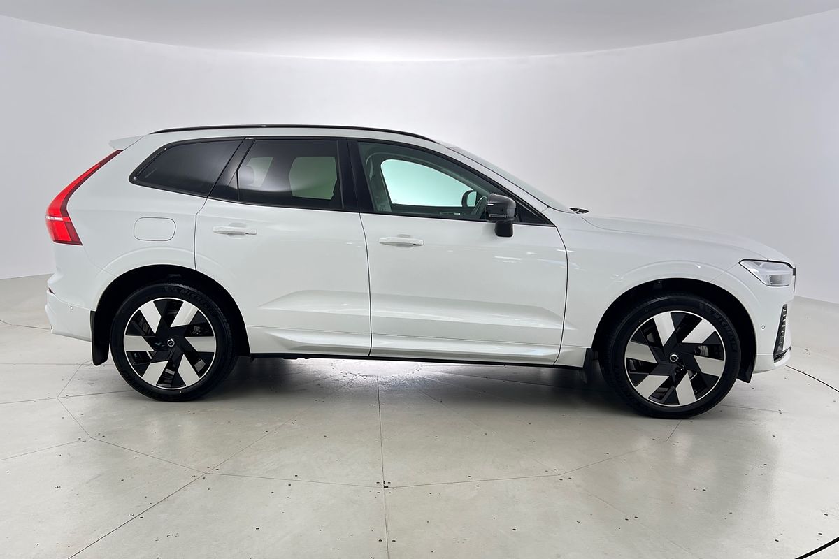 2023 Volvo XC60 Recharge Plus T8 Plug-In Hybrid
