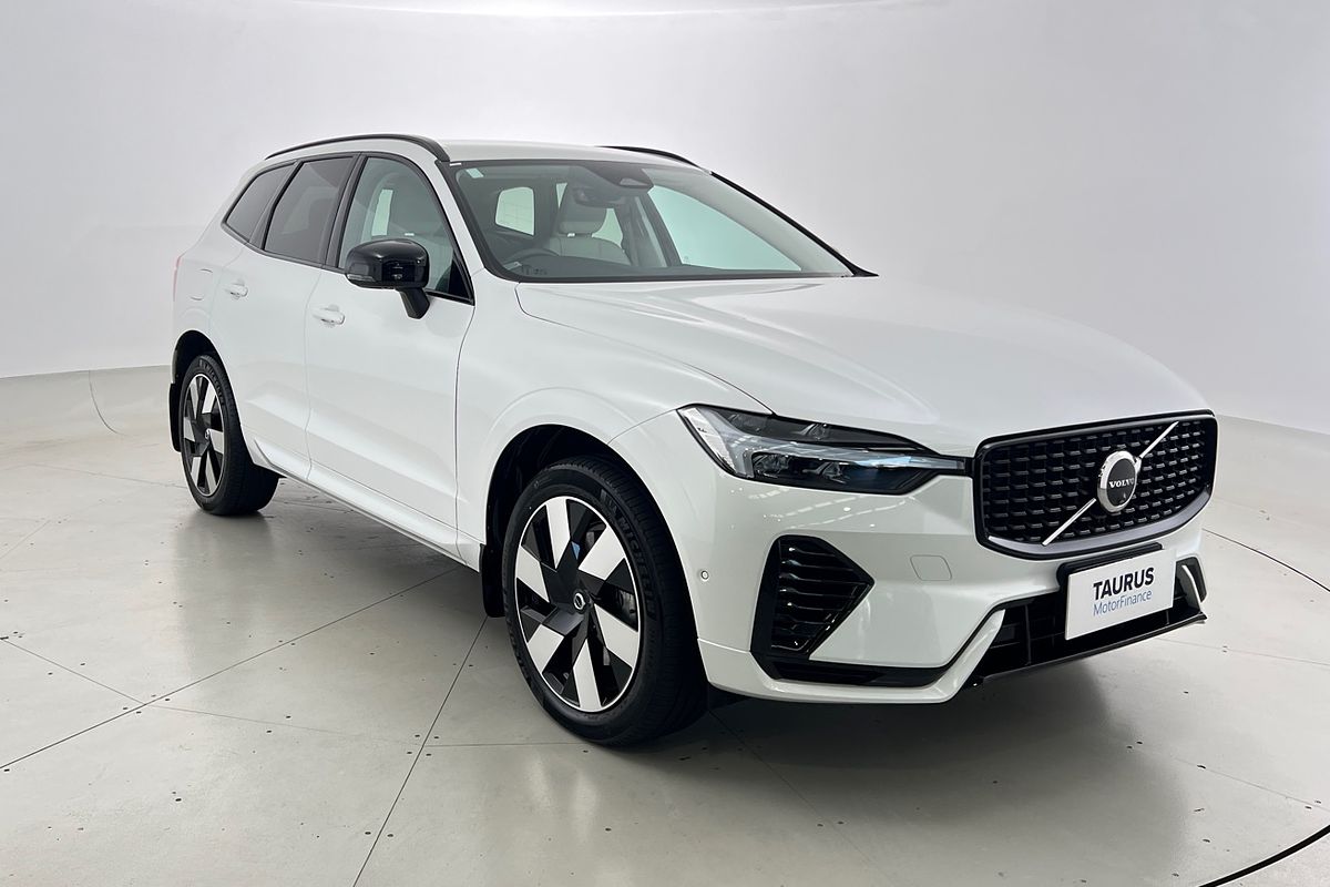 2023 Volvo XC60 Recharge Plus T8 Plug-In Hybrid
