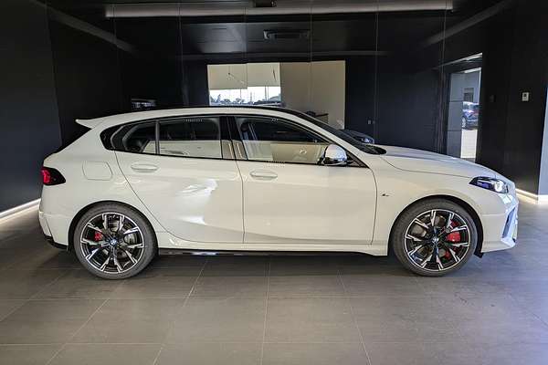 2024 BMW 1 Series 118 M Sport F70