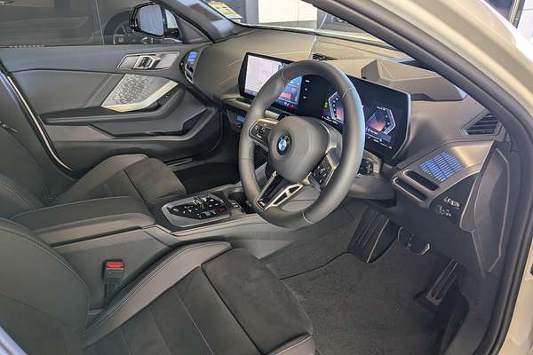 2024 BMW 1 Series 118 M Sport F70