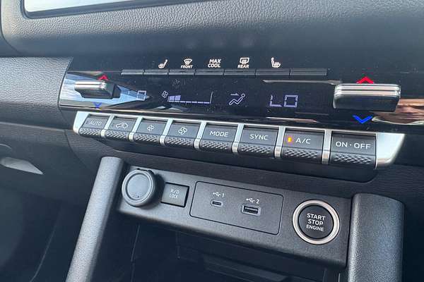 2025 Mitsubishi Triton GSR MV 4X4