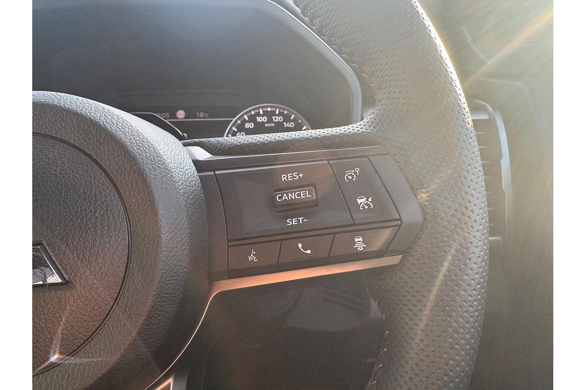 2025 Mitsubishi Triton GSR MV 4X4