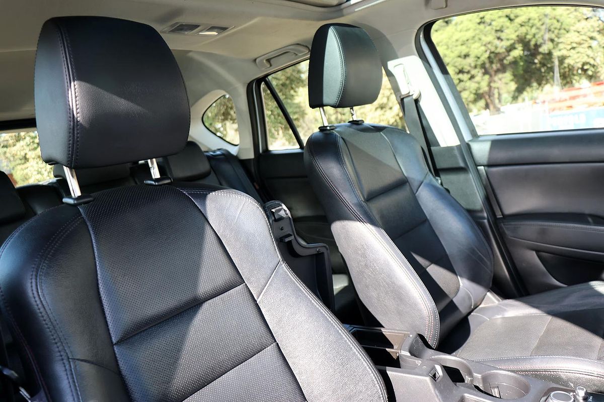 2015 Mazda CX-5 Grand Touring KE Series 2