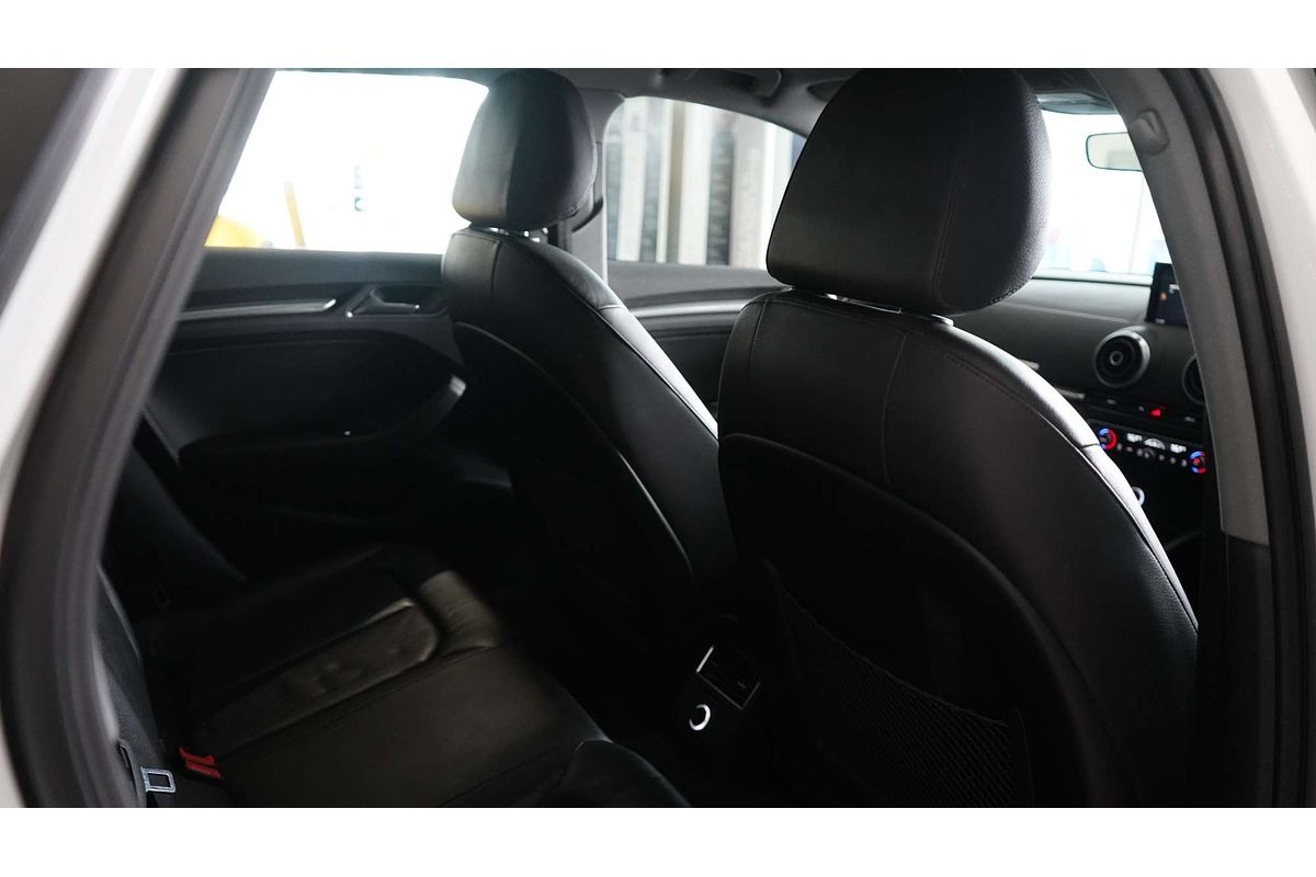 2016 Audi A3 Attraction 8V