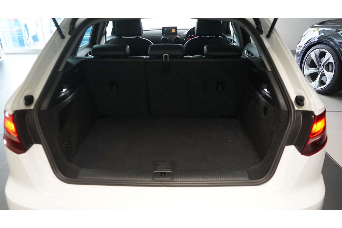 2016 Audi A3 Attraction 8V