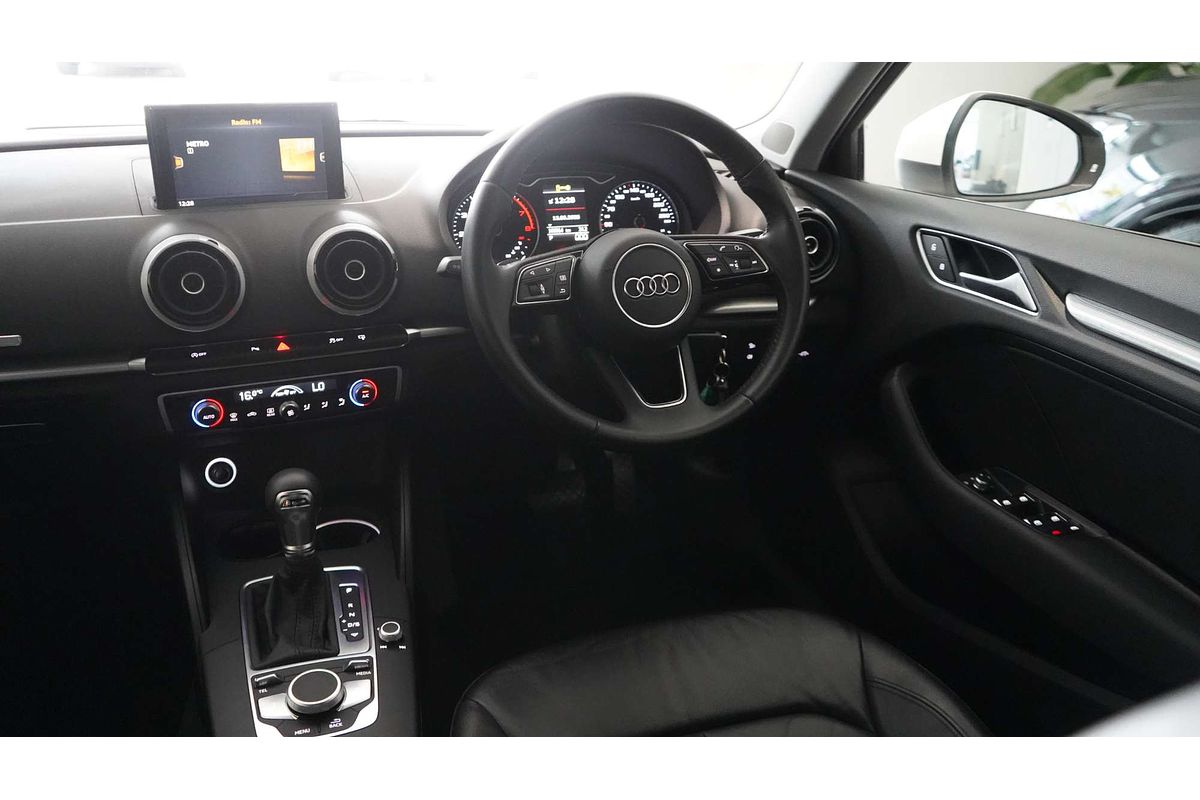 2016 Audi A3 Attraction 8V