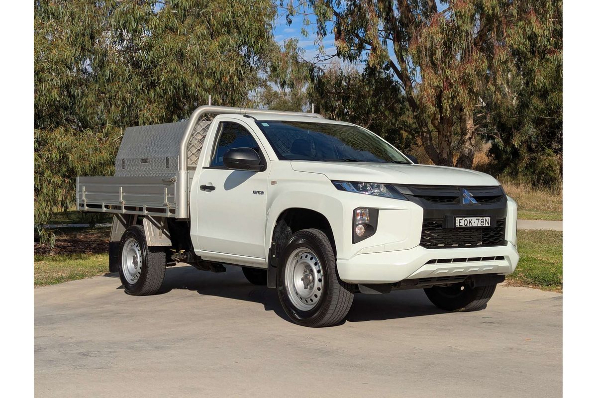 2021 Mitsubishi Triton GLX MR 4X4