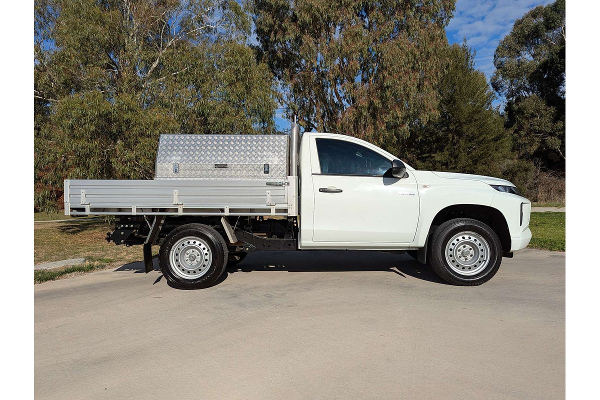 2021 Mitsubishi Triton GLX MR 4X4