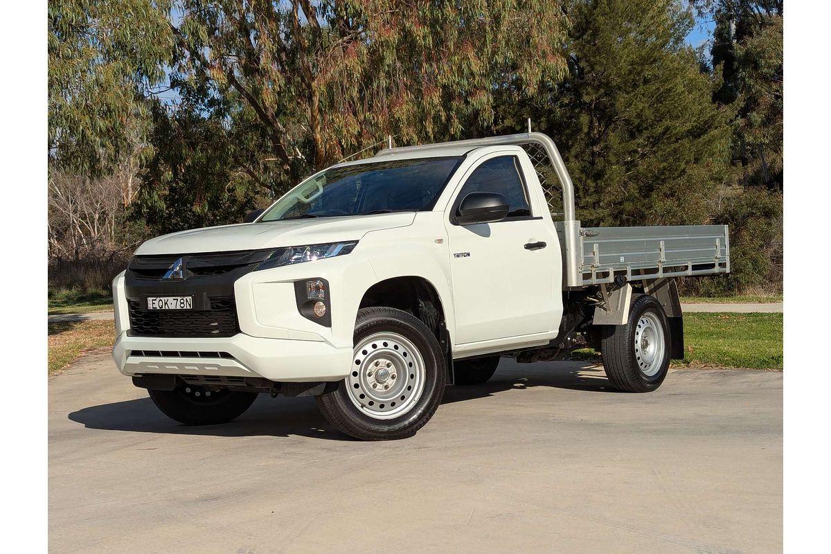 2021 Mitsubishi Triton GLX MR 4X4