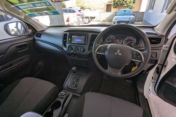 2021 Mitsubishi Triton GLX MR 4X4