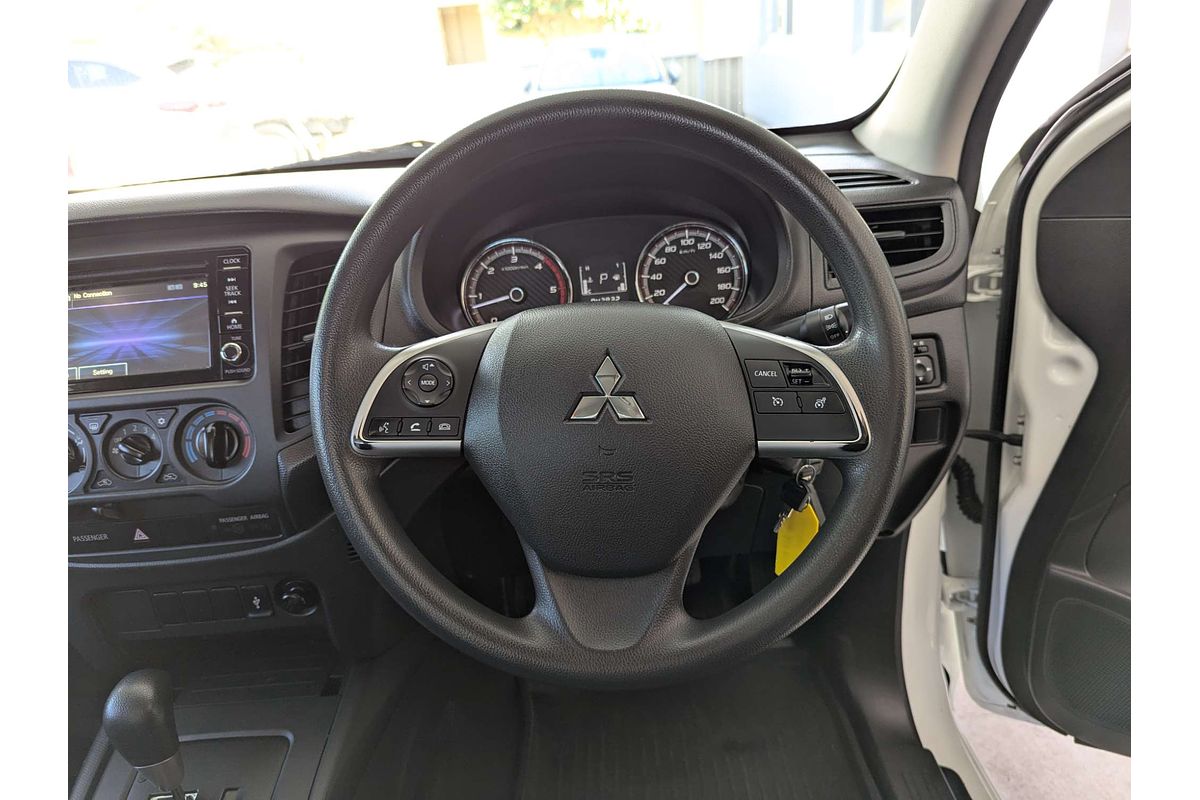 2021 Mitsubishi Triton GLX MR 4X4