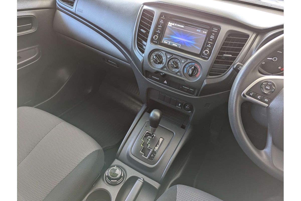 2021 Mitsubishi Triton GLX MR 4X4