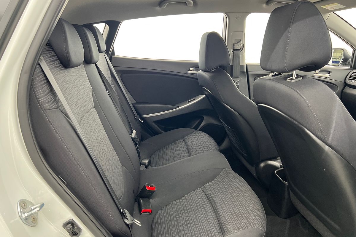 2018 Hyundai Accent Sport RB6
