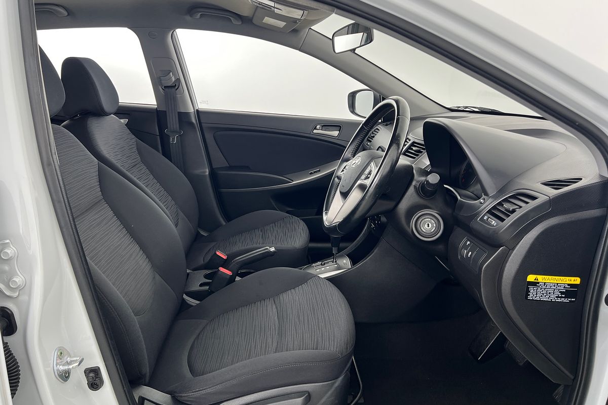 2018 Hyundai Accent Sport RB6