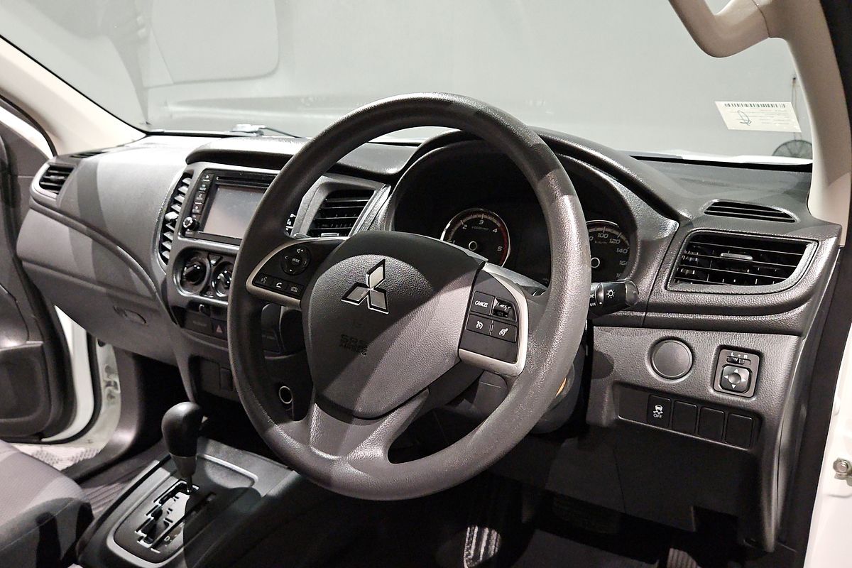 2020 Mitsubishi Triton GLX MR Rear Wheel Drive