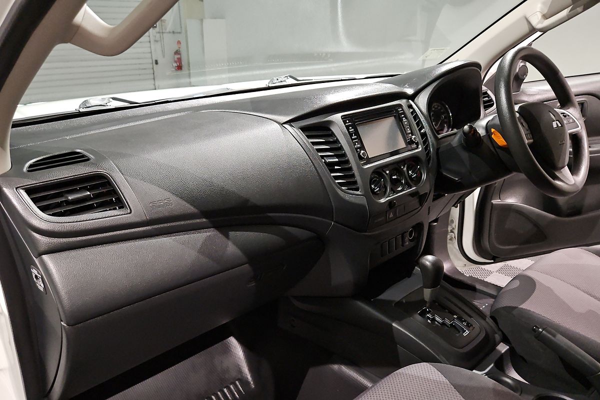2020 Mitsubishi Triton GLX MR Rear Wheel Drive