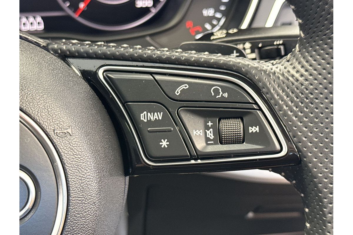 2018 Audi A4 45 TFSI S line B9