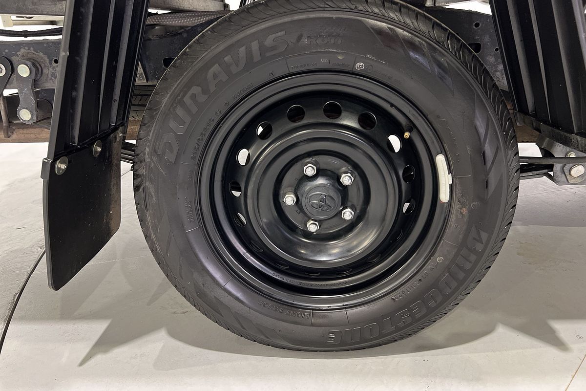 2022 Toyota Hilux Workmate TGN121R Rear Wheel Drive