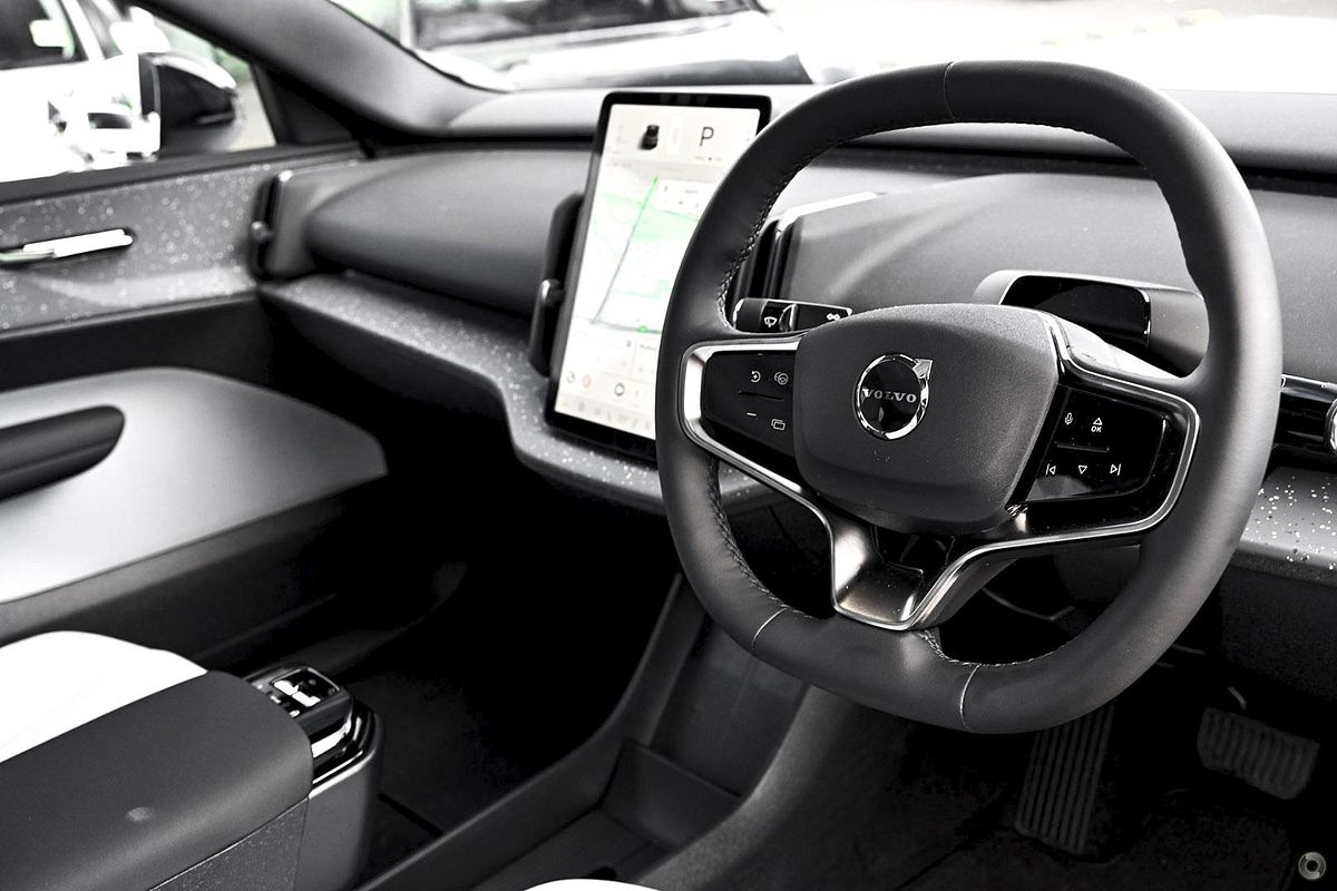 2024 Volvo EX30 Twin Motor Performance Ultra