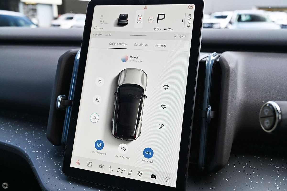 2024 Volvo EX30 Twin Motor Performance Ultra