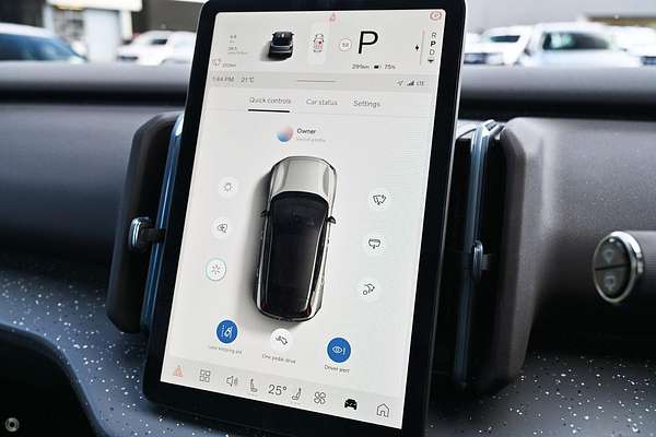 2024 Volvo EX30 Twin Motor Performance Ultra