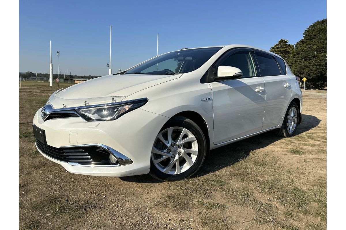 2016 Toyota Corolla Hybrid ZWE186R