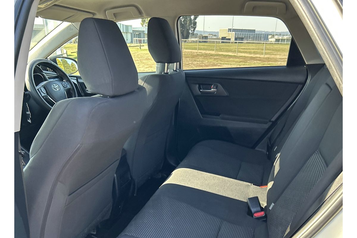 2016 Toyota Corolla Hybrid ZWE186R