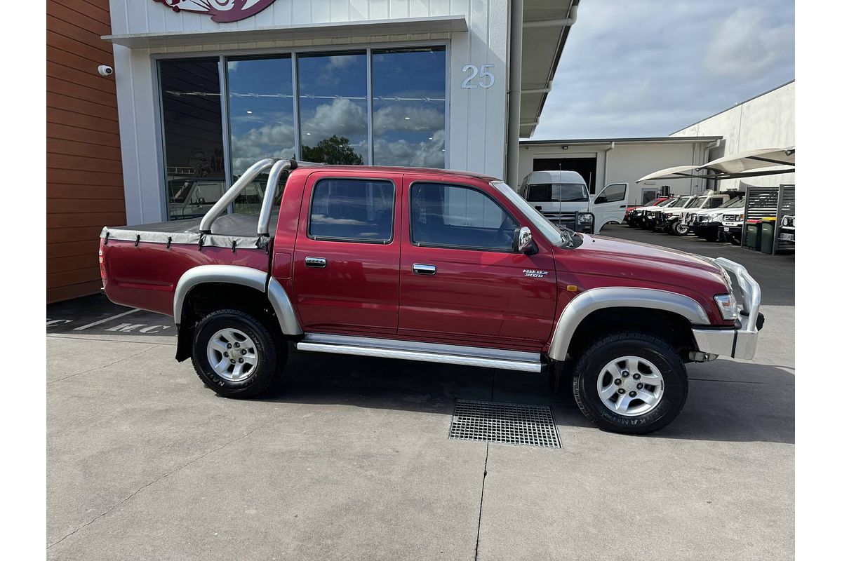 2003 Toyota Hilux SR5 KZN165R 4X4