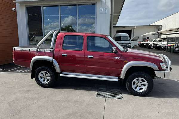 2003 Toyota Hilux SR5 KZN165R 4X4