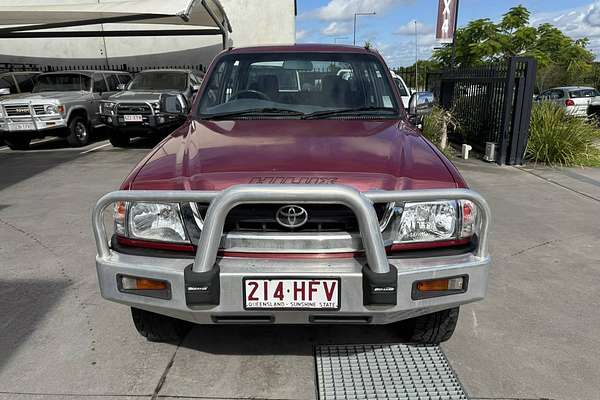 2003 Toyota Hilux SR5 KZN165R 4X4