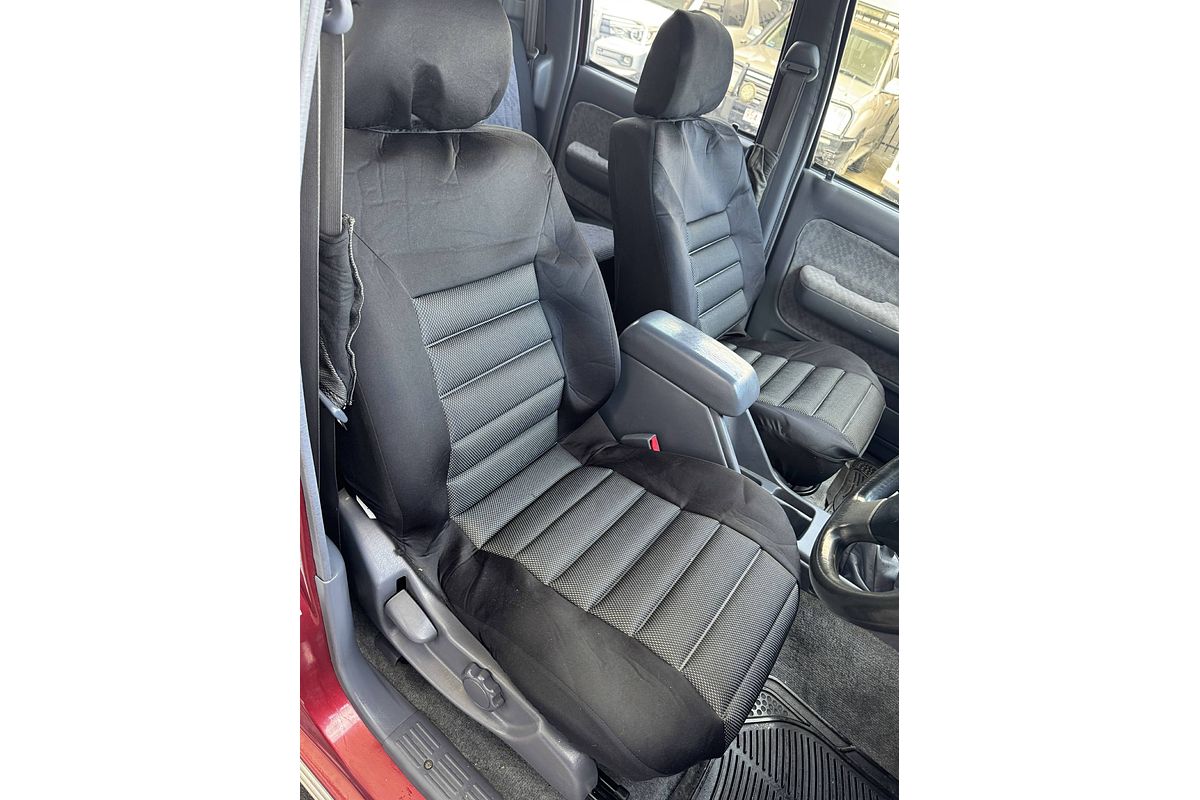 2003 Toyota Hilux SR5 KZN165R 4X4