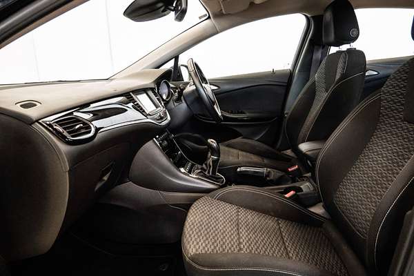 2017 Holden Astra RS BK