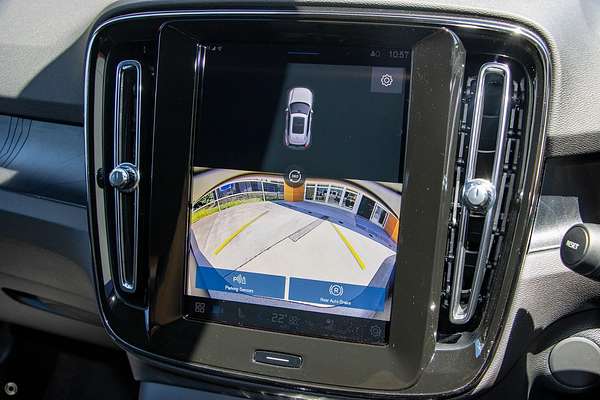 2025 Volvo EX40 Ultra Single Motor Extended Range